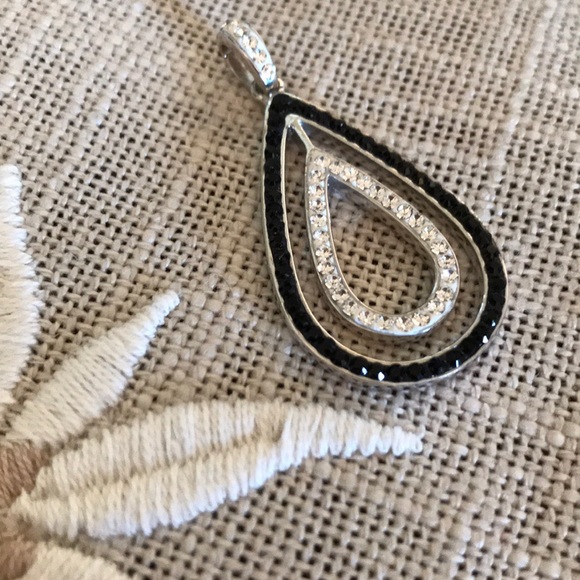 Black and silver zirconium pendant - Picture 2 of 2